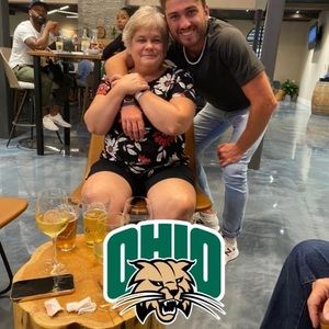 Meet your Posher, Cynthia